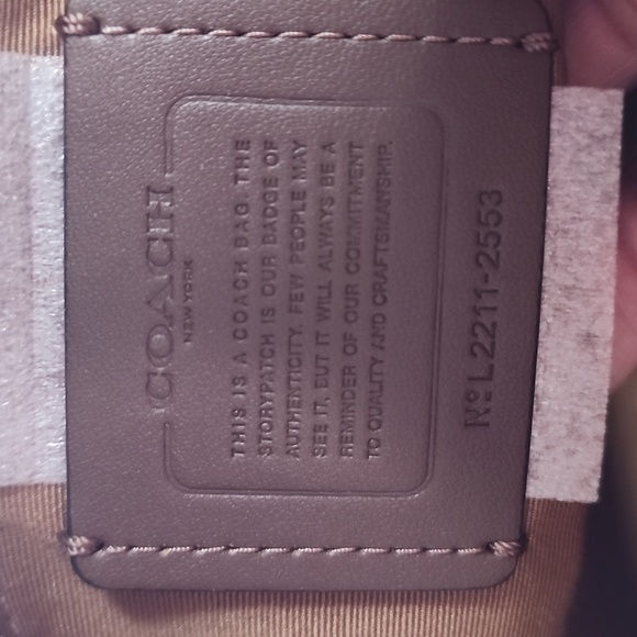 NWT Coach Katy Satchel in Gold/Chalk with Crossbody Strap - Picture 9 of 9